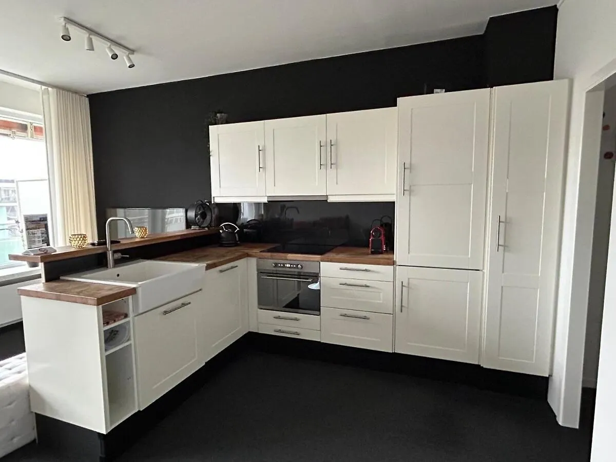 Charmant Appartement In Antwerpen Zuid Met Zicht Op De Stroom Belgium